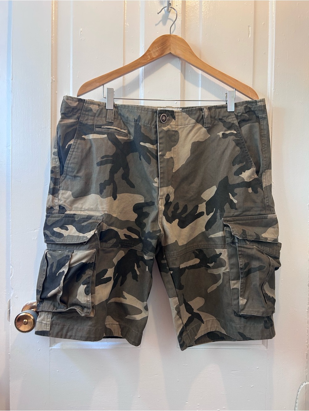 Muscle Alive Green Camouflage Cargo Shorts Mens Size 38 Outdoor Y2K
